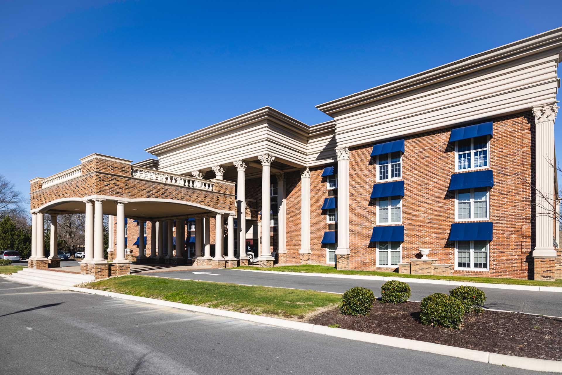 Exterior of Legacy Heights at Newport News